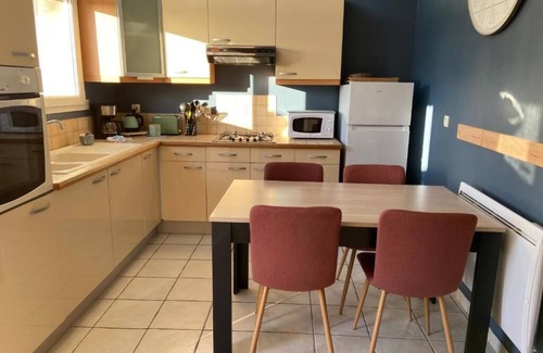 Hesdin-l'Abbe Casa | 2 Bedroom Private vacation home in Hesdin-l'AbbÃ©
