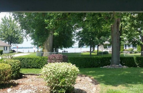 Harwich Casa | Propiedad de 2 dormitorios con vistas a RONDEAU BAY