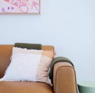 Alexandria Apartamento | 2 Bedroom Renovated Cottage - 1 Stop to Central
