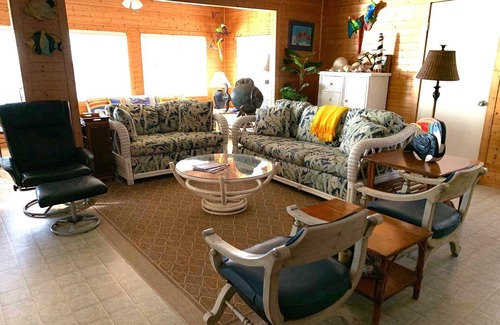 Matagorda Casa | Casa de 2 dormitorios en Riverside, a minutos de la playa