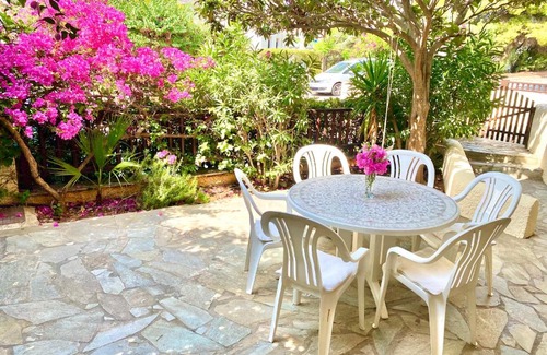 Saronida Apartamento | 2 Bedroom, Sea Side Retreat Saronida
