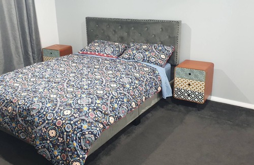 Kalaru Casa | 2 bedroom self contained unit, sleeps +6, five minutes to Tathra Beach