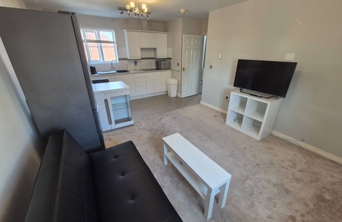 Bury St Edmunds Casa | 2 bedroom, self contained house with parking spaces, can cater up to 6 people