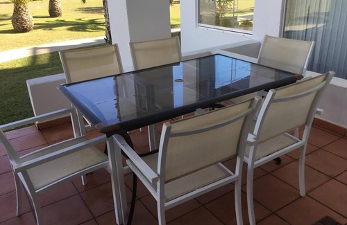Roldan Apartamento | 2 Dormitorio (duerme 4/5) copias de apartamento de planta baja en zona de césped y piscina