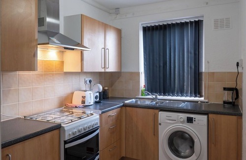 Stoke-on-Trent Apartamento | 2-bedroom- Stoke-on-Trent-Sleeps 5-PetsOk