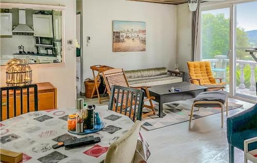La Crau Casa | 2 Bedroom Stunning Home In La Crau