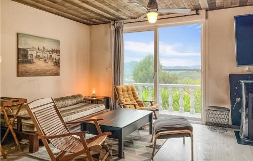 La Crau Casa | 2 Bedroom Stunning Home In La Crau