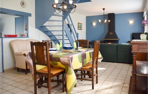 Pleubian Casa | 2 Bedroom Stunning Home In Pleubian