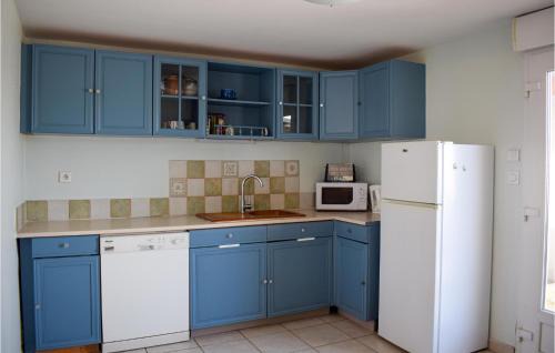 Pleubian Casa | 2 Bedroom Stunning Home In Pleubian