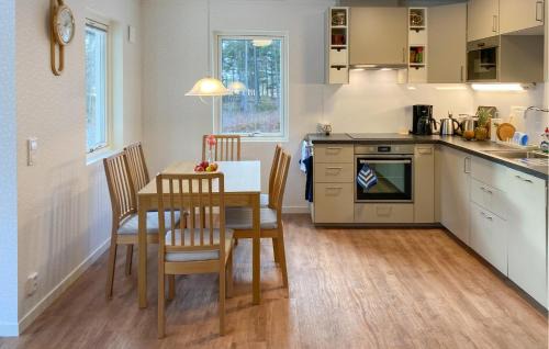 Monsteras Casa | 2 Bedroom Stunning Home In Mönsterås