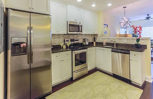 Indian Rocks Beach Apartamento | 2-bedroom suite at New Hotel Collection Harbourside March 15 - 22, 2026.