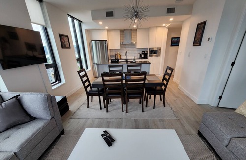 Downtown Kelowna Condominio | 2 bedroom Sub-Penthouse in Downtown Kelowna