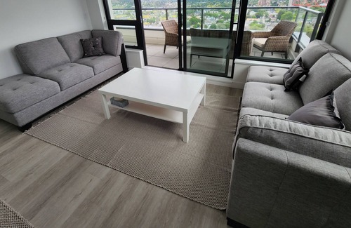 Downtown Kelowna Condominio | 2 bedroom Sub-Penthouse in Downtown Kelowna