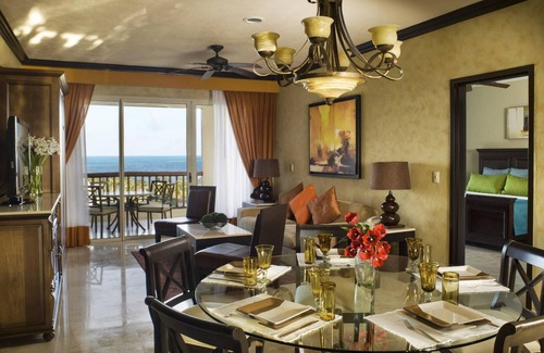 Playa Mujeres Complejo | Vacaciones 2019 garantizadas disponibles para 2 recámaras World Class Ocean Front Resort