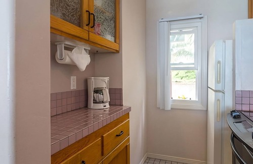 Del Mar Hotel | 2 Bedroom Suite w/Kitchen | Pool | Free Parking | Del Mar Beach Access