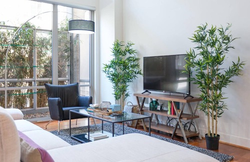 South of Market Casa | 2 Bedroom Townhouse in SOMA