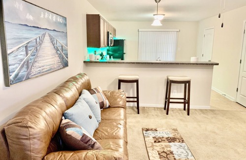 Westgate Casa | 2-bedroom townhouse close to shopping and the base