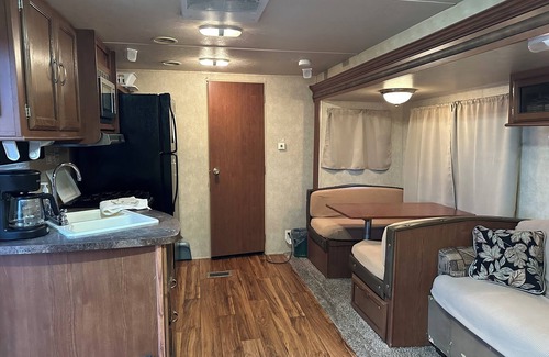 Clarendon Casa | 2 bedroom Trailer at A New Life Ranch LLC - Come ride horses!