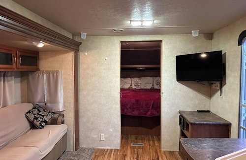 Clarendon Casa | 2 bedroom Trailer at A New Life Ranch LLC - Come ride horses!
