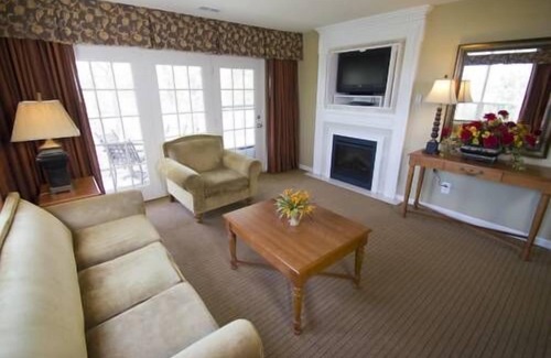 Berkeley Complejo | Unidad de 2 dormitorios en Greensprings Resort