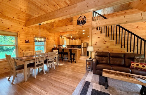 Petoskey Casa | 2-bedroom up north country home with AC, WiFi, near Petoskey. Pet free.