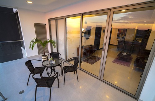 Salinas Apartamento | Condominio Moderno de 2 Habitaciones