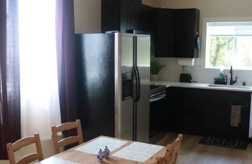 Vancouver Casa | 2-bedroom vacation home just 13 minutes drive to Moda Center