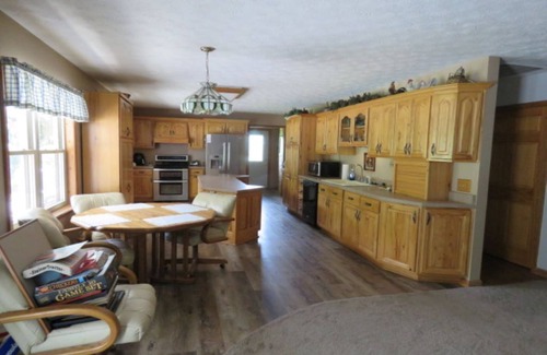 Reelsville Casa | 2-bedroom vacation home minutes away from Greencastle and Depauw campus