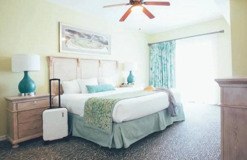 Florida Central Atlantic Coast Complejo | 2 bedroom villa, sleeps 8. 5 minutes to the theme parks.