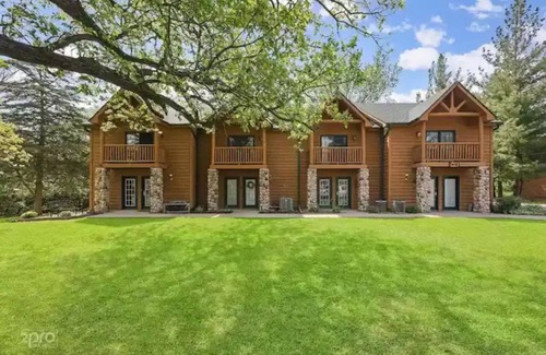Utica Condominio | 2 Bedroom villa
