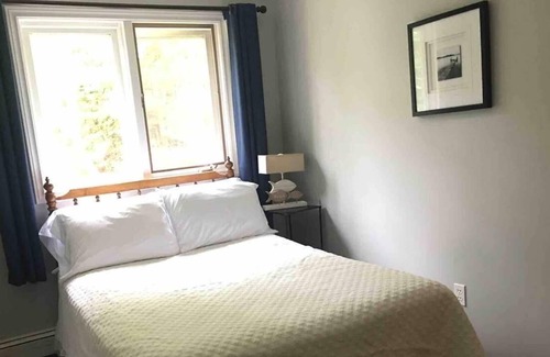 Gaspereaux Cabaña | 2 Bedroom Waterfront Cottage