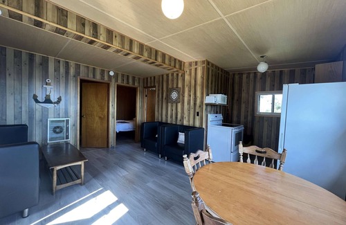 Carling Cabina | 2-bedroom Waterfront Cottage in Georgian Bay - Rockwood #7