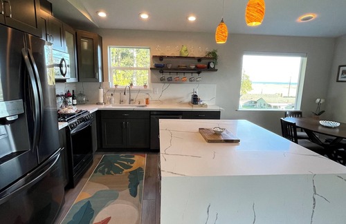 Coupeville Apartamento | 2-bedroom West Side View Apartment in charming Coupeville