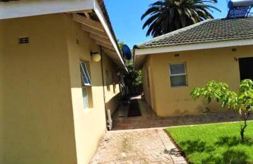 Harare Apartamento | 2 Bedroomed Apartment With En-suite and Kitchenette - 2066