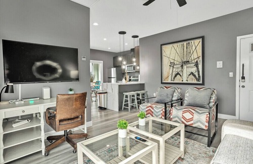 University Heights Apartamento | 2-Bedrooms-2-Balconies-Walk-2-Everything-W/D