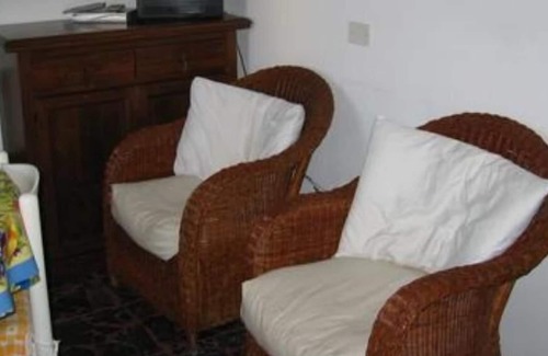Rosignano Solvay Apartamento | 2 bedrooms 2 toilets air conditioner very close to the sea and White Beaches