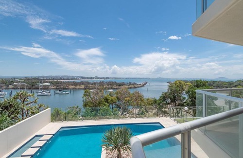 Buddina Apartamento | 2 bedrooms apartment on the beach and with air conditioning and pool
