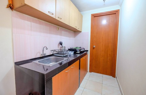 Central Jakarta Apartamento | 2 Bedrooms at Grand Palace Kemayoran Apartment by Travelio