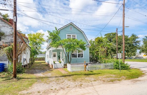 North Charleston Apartamento | 2 Bedrooms - Close to Park Circle and Downtown!