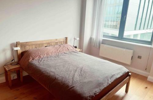 Sutton Central Apartamento | 2 bedrooms flat @ London Sutton Station Zone 5