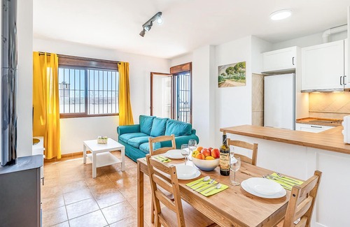 Laroles Casa | Alojamiento de 2 habitaciones en Granada