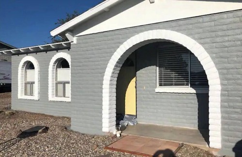 Cottonwood-Verde Village Casa | <Redrock Views><Near Sedona><Hot Tub>