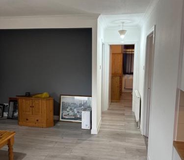 Didcot Apartamento | 2 bedrooms self contain flat with nice garden