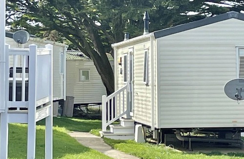 Newquay Chalet De Esquí | 2 Bedrooms, Sleeps 6, Fast WiFi, Pets Ok
