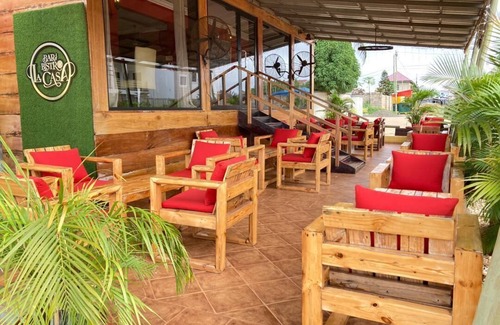 Teshie Apartamento | 2 bedrooms suite w/free Wi-Fi for family and friends, holidays and office work