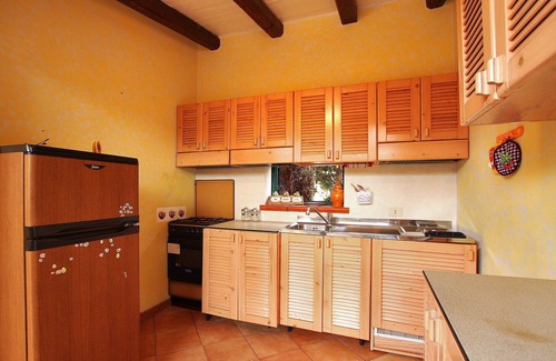 Campofelice di Roccella Villa | 2 Dormitorios Villa, 2 Baños, WiFi, Jardín, barbacoa, Piscina pública