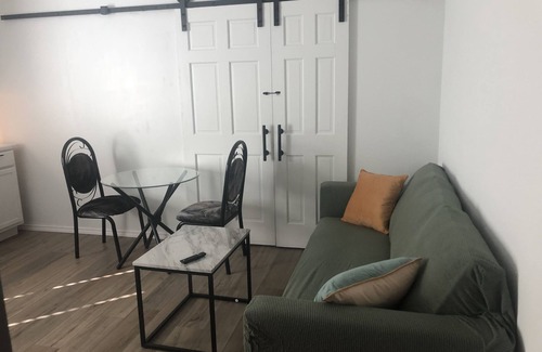 Clear Lake Condominio | 2-bedrooms with its own bathroom and kitchen.