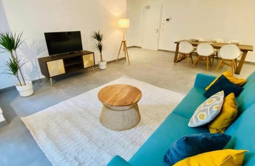 Bonnevoie Apartamento | 2 bedrooms with Terrace and Parking