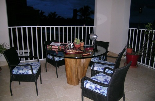 Playa Blanca Apartamento | 2 dormitorios, 2 1/2 baños frente a la playa, Puntarenas, Buenaventura.
