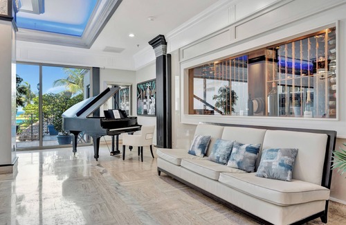 Bermuda Riviera Apartamento | 2 Beds and a beach - Ocean Front